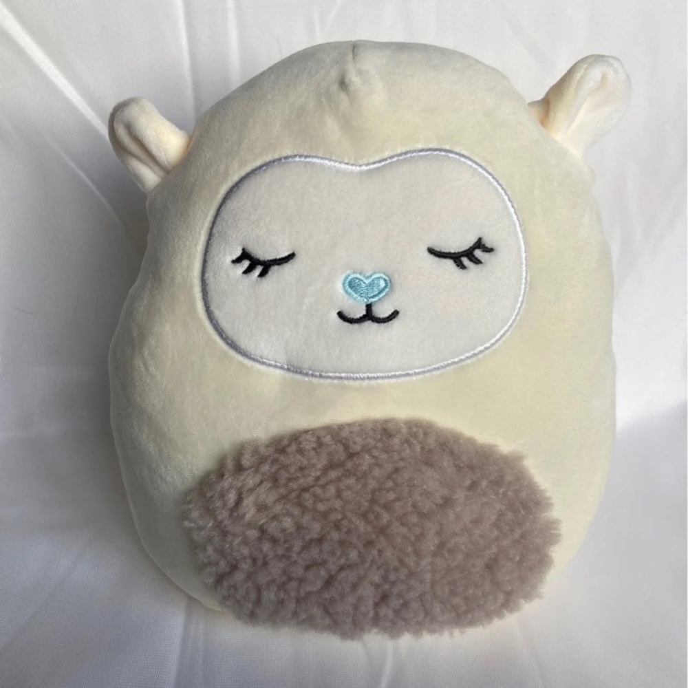 Mystery Easter Edition Squishmallow